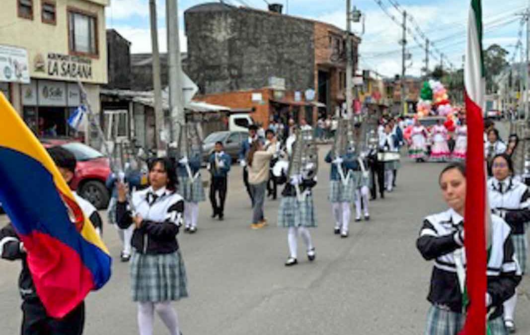 Desfile de Celebración del 28° Aniversario de El Rosal